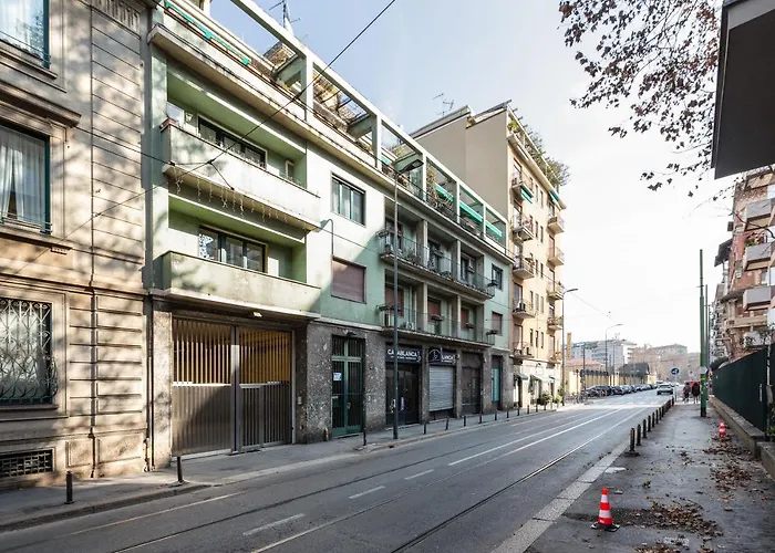 GuestHost - Studio near Piazza Firenze Milano